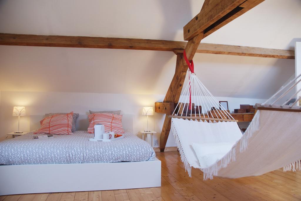 Bed and Breakfast La Vigie Couëron Habitación foto
